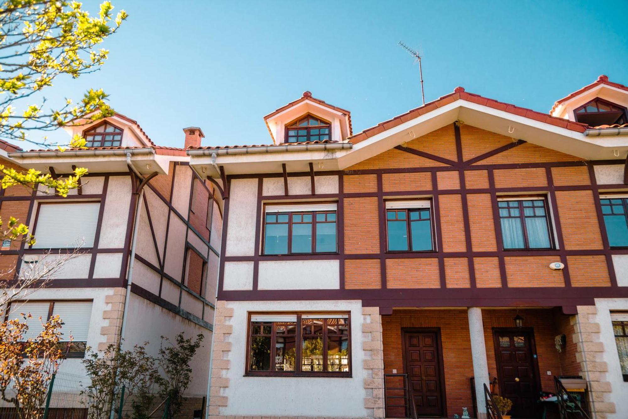 Chalet Bilbao-Aeropuerto Sondika Екстер'єр фото